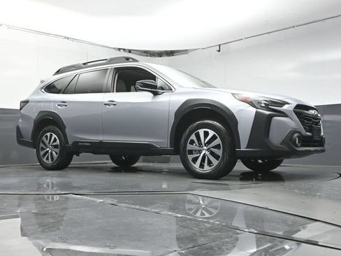 Certified 2024 Subaru Outback Premium AWD/4WD image 41