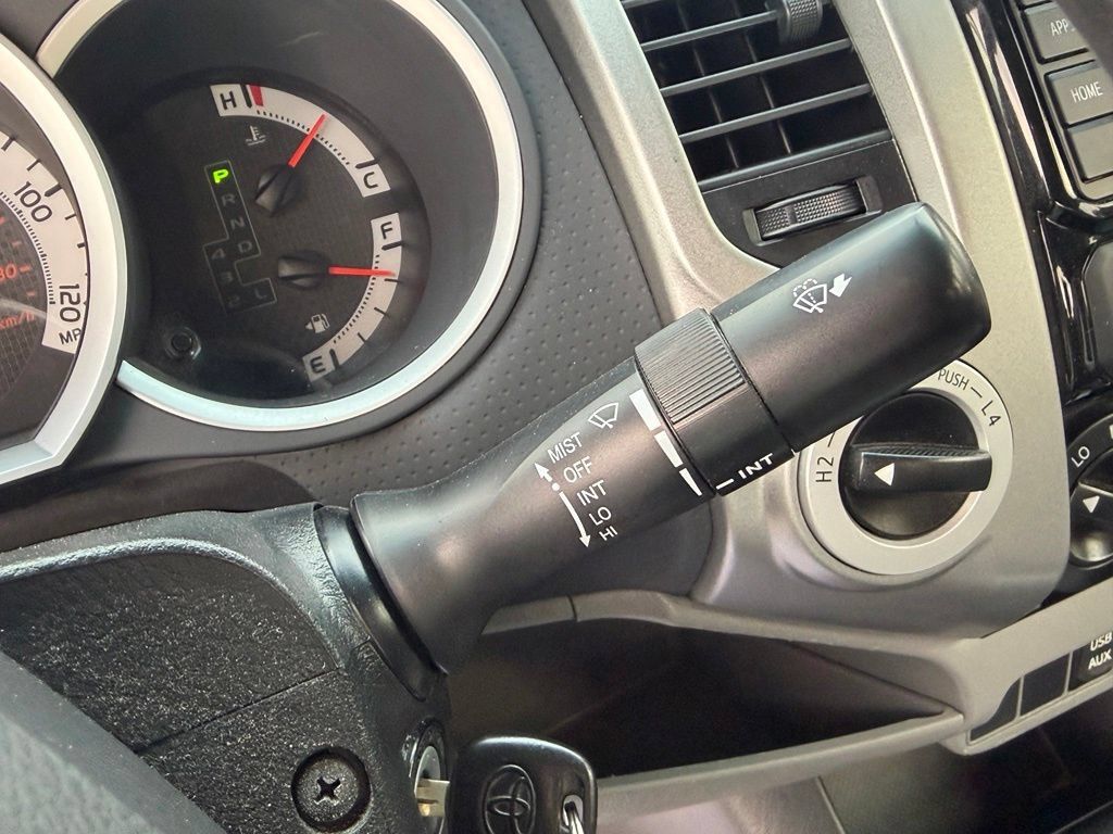Used 2015 Toyota Tacoma 4x4 Double Cab w/ TRD Sport Package image 35