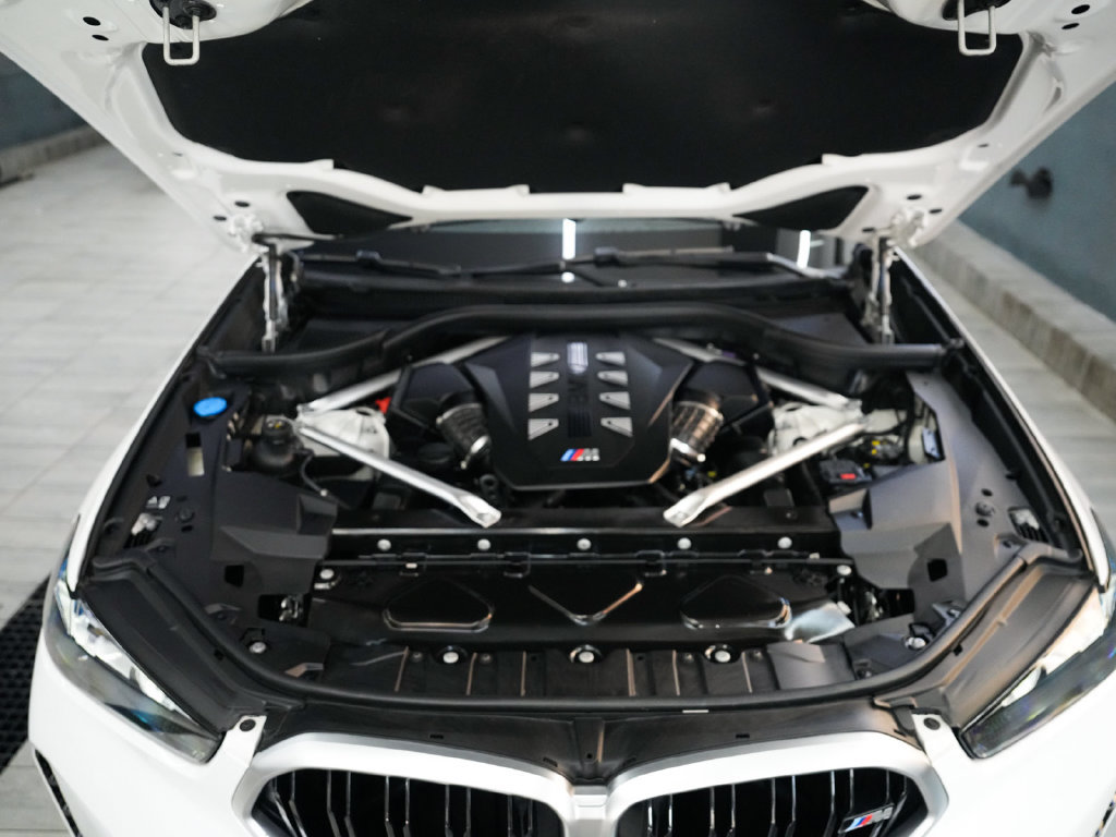 Used 2025 BMW X6 M60i w/ Parking Assistance Package AWD/4WD image 44