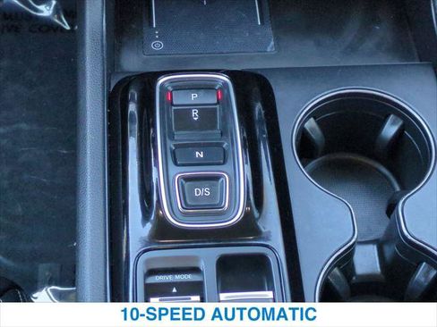 Used 2024 Honda Pilot EX-L image 17