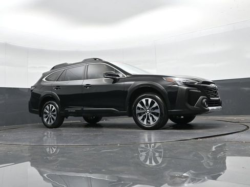 Used 2024 Subaru Outback Limited image 36