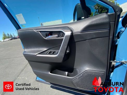 Certified 2022 Toyota RAV4 XSE AWD/4WD image 36