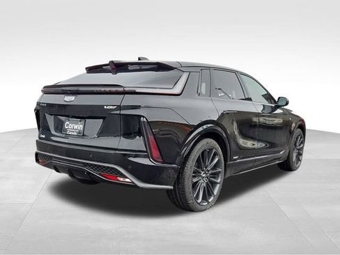 New 2026 Cadillac Lyriq V w/ Exterior Carbon Fiber Package image 15