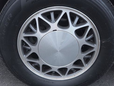 Used 2004 Buick Le Sabre Limited image 33