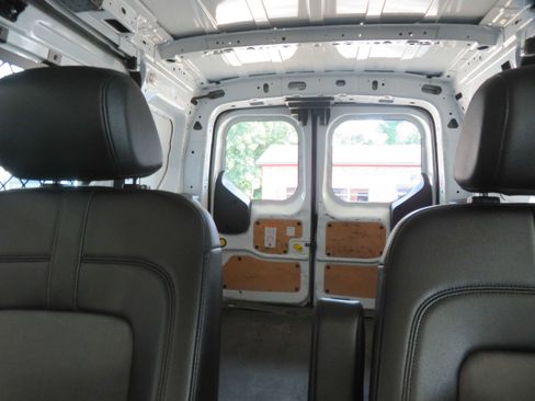 Used 2020 Ford Transit Connect XL image 47