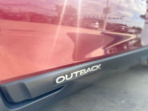 Used 2017 Subaru Outback 2.5i Premium w/ Popular Package #2 AWD/4WD image 7