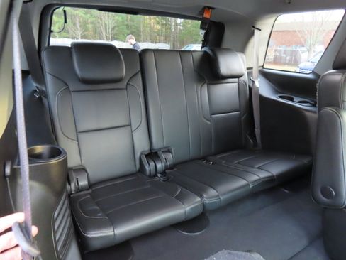 Used 2019 GMC Yukon SLT w/ Premium Edition image 24