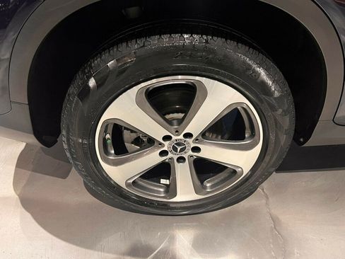 Used 2020 Mercedes-Benz GLC 300 4MATIC Coupe image 12