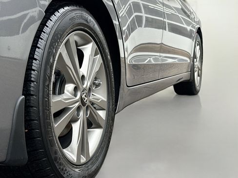 Used 2018 Hyundai Elantra Value Edition image 15