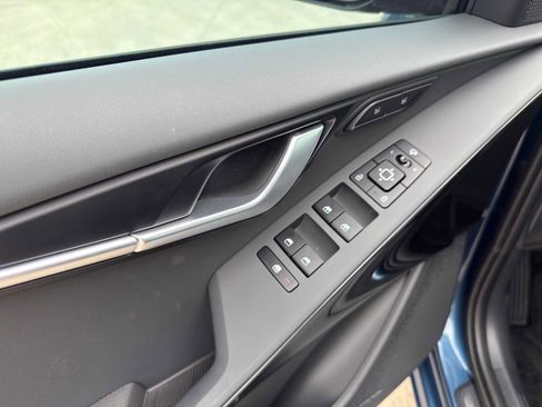 Certified 2026 Kia Niro FWD image 21