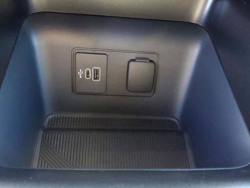 New 2026 Ford Explorer Active image 31