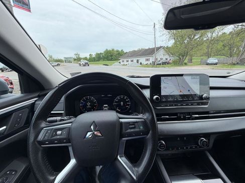 Used 2022 Mitsubishi Outlander SEL AWD/4WD image 27