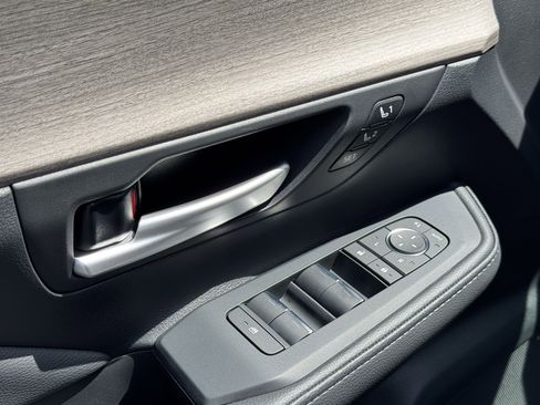 Used 2026 Toyota Grand Highlander Limited image 15