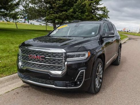 Used 2023 GMC Acadia Denali w/ Black Diamond Edition AWD/4WD image 1