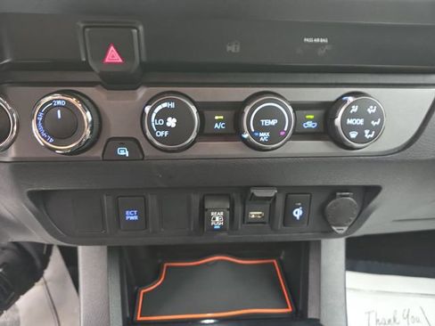 Used 2020 Toyota Tacoma TRD Off-Road image 34