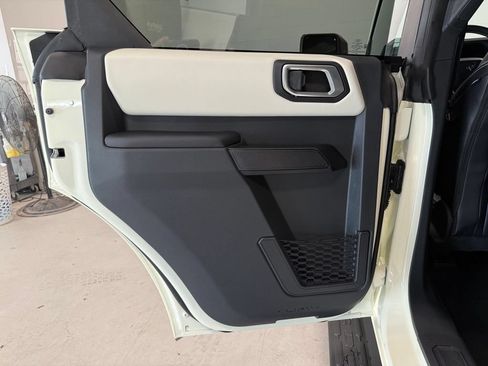 New 2026 Ford Bronco Outer Banks w/ Sasquatch Package AWD/4WD image 15