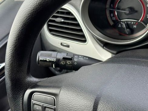 Used 2017 Dodge Journey SXT w/ Comfort/Convenience Group FWD image 25