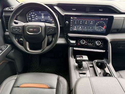 Used 2024 GMC Sierra 1500 AT4 w/ Technology Package image 19