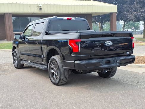 Used 2024 Ford F150 Lightning Flash AWD/4WD image 3
