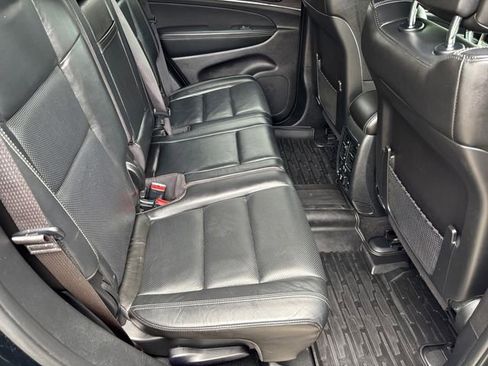 Used 2021 Jeep Grand Cherokee Limited AWD/4WD image 18