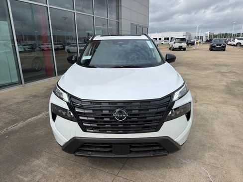 New 2026 Nissan Rogue Dark Armor image 6