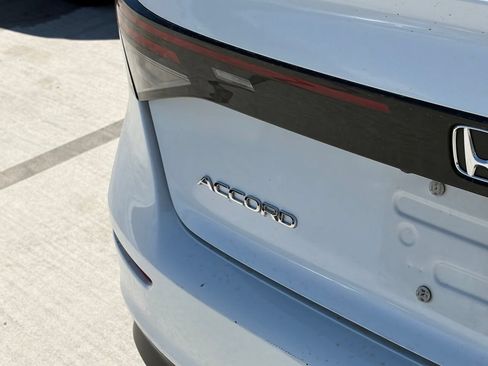 Used 2023 Honda Accord EX image 4