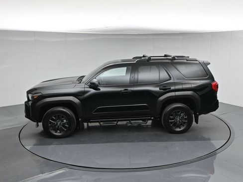 Used 2025 Toyota 4Runner SR5 AWD/4WD image 47