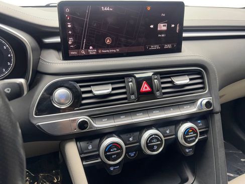 Used 2023 Genesis G70 2.0T image 62