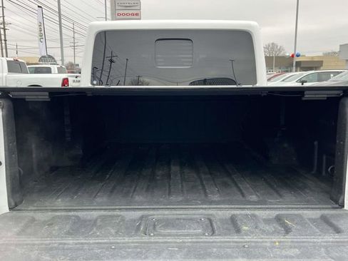 Used 2022 Jeep Gladiator Overland w/ Popular Equipment Package image 20