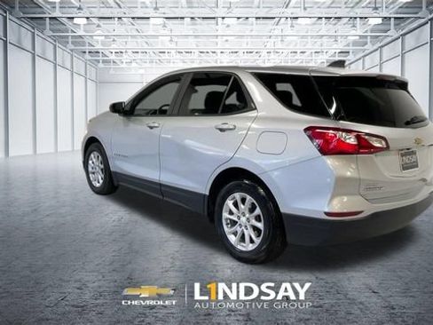Used 2020 Chevrolet Equinox LS w/ LS Convenience Package FWD image 6