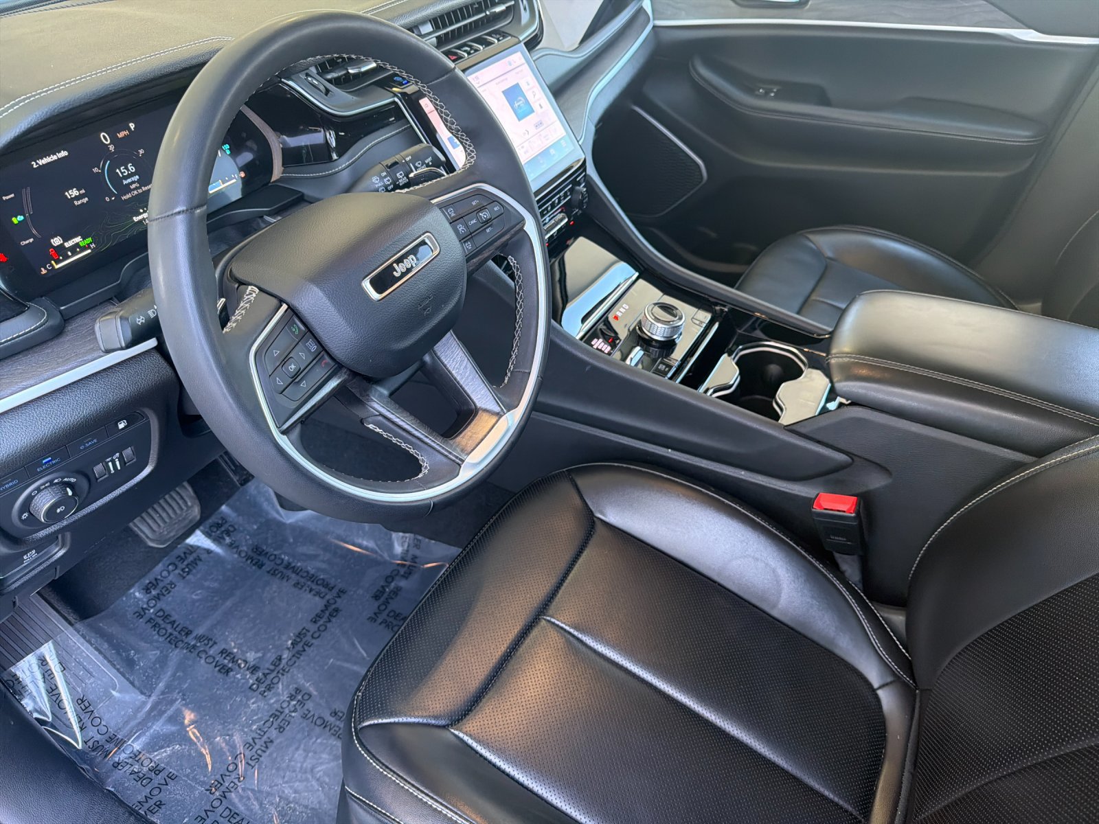 Used 2023 Jeep Grand Cherokee 4WD 4xe w/ Luxury Tech Group II image 10
