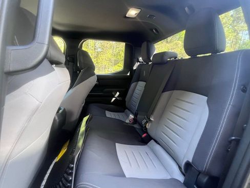 Used 2024 Toyota Tacoma TRD Off-Road image 5