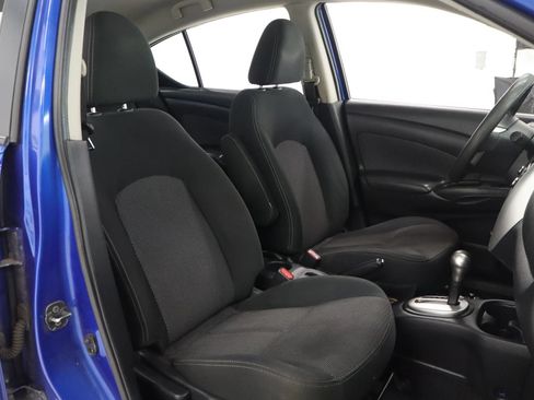 Used 2015 Nissan Versa SV FWD image 23