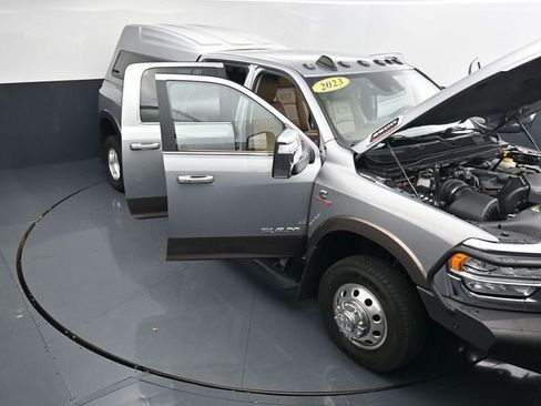 Used 2023 RAM 3500 Limited AWD/4WD image 42