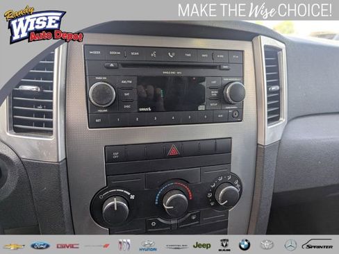 Used 2008 Jeep Grand Cherokee Laredo AWD/4WD image 13