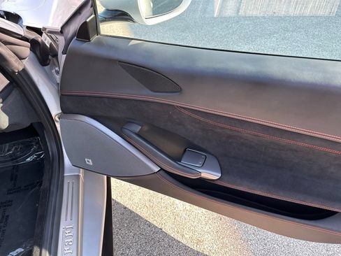 Used 2022 Ferrari Portofino M RWD image 11