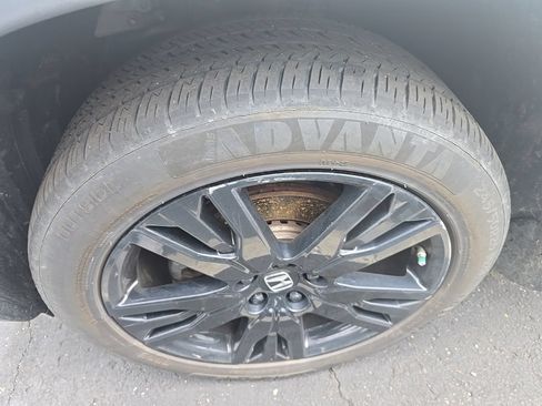 Used 2021 Honda Passport Sport image 3