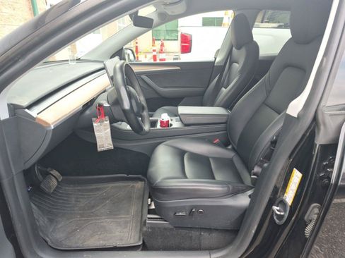 Used 2023 Tesla Model Y Long Range AWD/4WD image 7