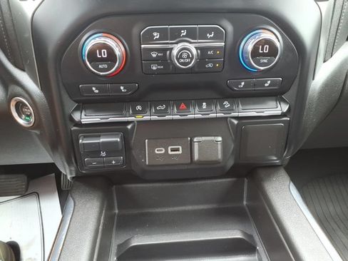 Used 2021 Chevrolet Silverado 1500 LT Trail Boss AWD/4WD image 21