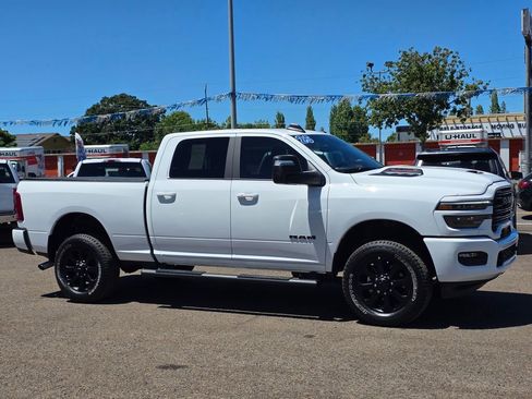 Used 2025 RAM 2500 Laramie w/ Night Edition AWD/4WD image 35