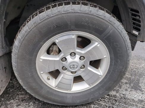 Used 2012 Toyota Tacoma 4x4 Double Cab image 8