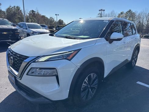 Used 2021 Nissan Rogue SV image 7