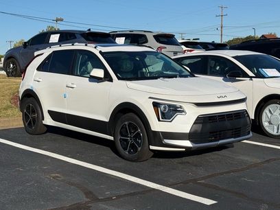 New 2026 Kia Niro EX