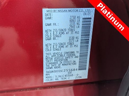 Used 2025 Nissan Pathfinder Platinum w/ Cargo Package image 35