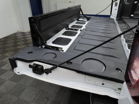 Used 2021 GMC Sierra 1500 SLE image 33