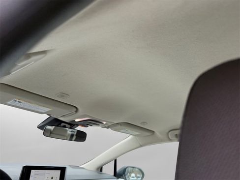 Used 2023 Toyota Corolla LE image 7