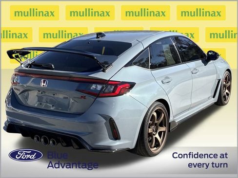 Used 2025 Honda Civic Type R image 4
