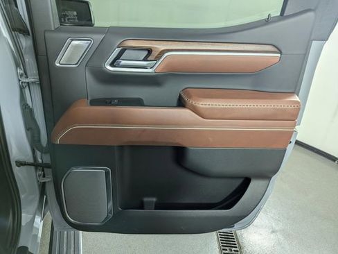 Used 2025 GMC Sierra 1500 Denali Ultimate image 21