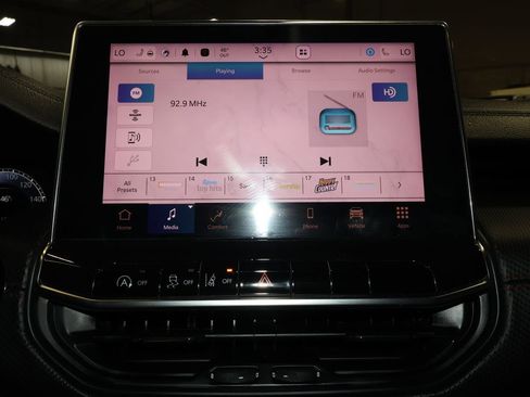 Used 2022 Jeep Compass Trailhawk w/ Trailhawk Elite Group image 12