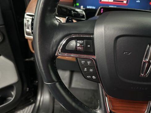 Used 2023 Lincoln Navigator L Reserve AWD/4WD image 14